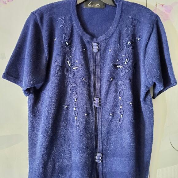 Leva Woollens Embellished & Embroidered Short Sleeve Sweater - Picture 9 of 9